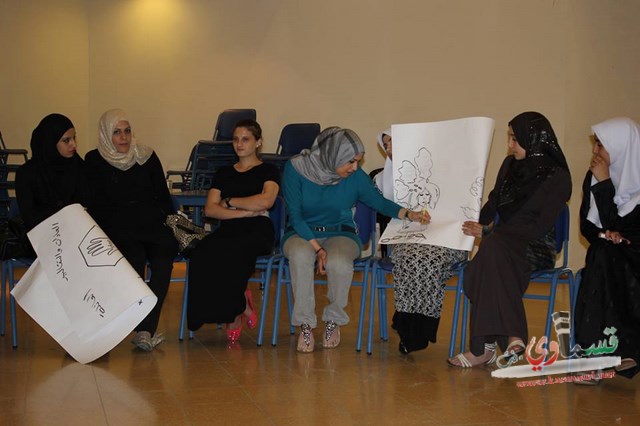 رابطة الشبيبة : دور المرأة العربية في مجتمعنا الفلسطيني